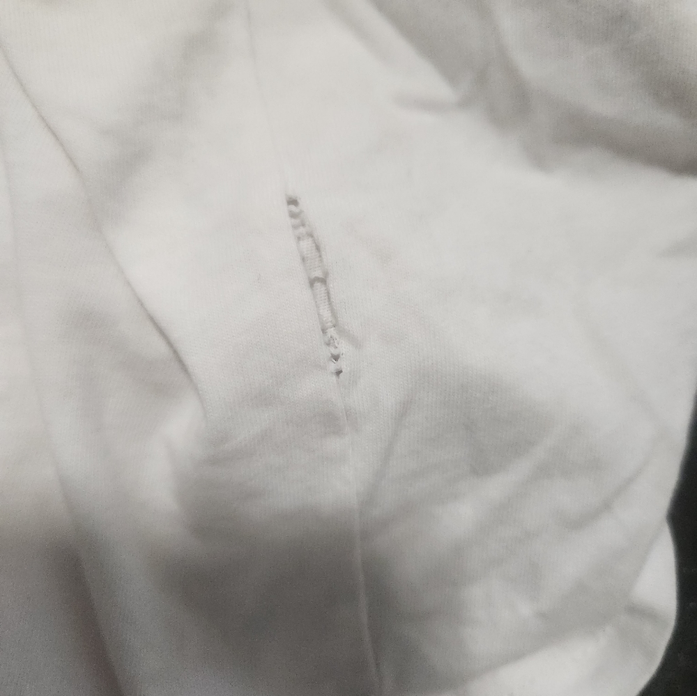 Calvin Klein - Picture 4 of 4